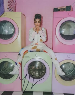 Ellie Soufi autograph