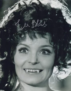 Isla Blair autograph