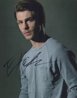 Evan Hofer autograph
