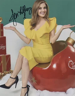 Jen Lilley autograph