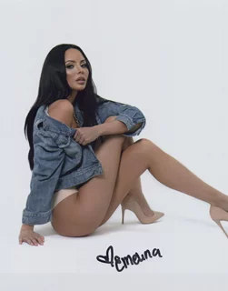 Emelina Adams autograph