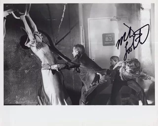 Mike Lookinland autograph