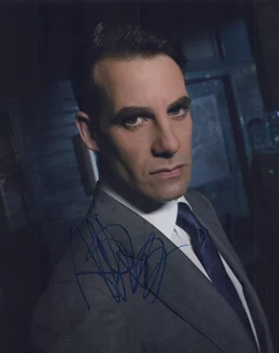 Adrian Pasdar autograph