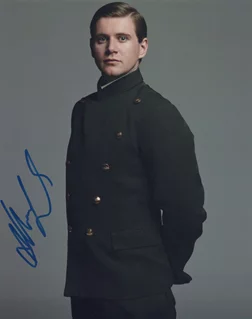 Allen Leech autograph