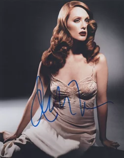 Julianne Moore autograph