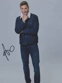Andrew Walker autograph