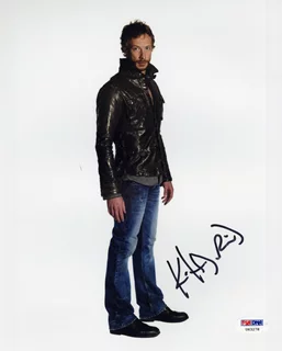 Kris Holden-Ried autograph