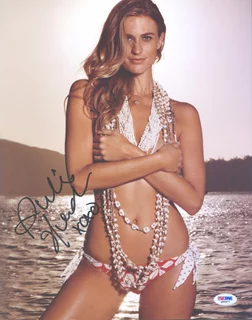 Julie Henderson autograph