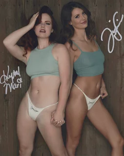 Jessi and Krystal autograph