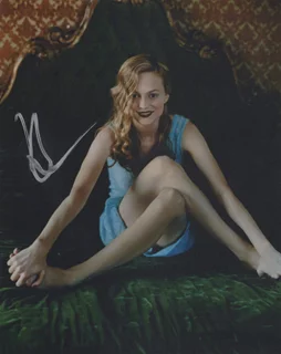 Heather Graham autograph