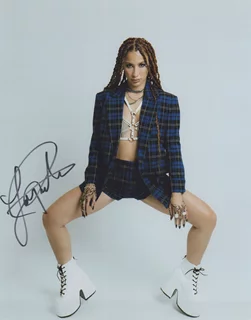 Lexy Panterra autograph