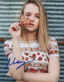 Megan Stott autograph