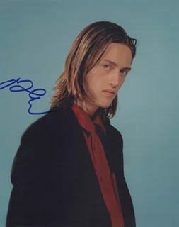 Percy Hynes White autograph