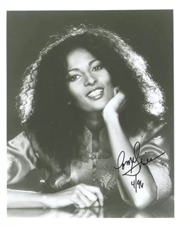 Pam Grier autograph