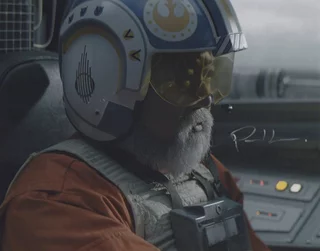 Paul Sun-Hyung Lee autograph