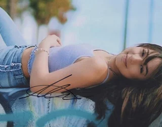 Angelic Montero autograph