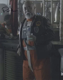 Paul Sun-Hyung Lee autograph