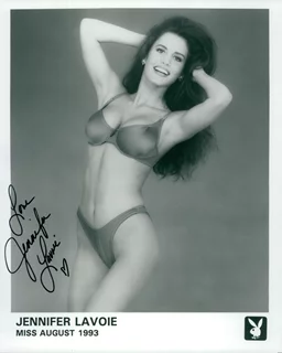 Jennifer Lavoie autograph