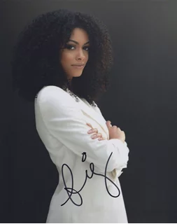 Fionnghuala O'Reilly autograph