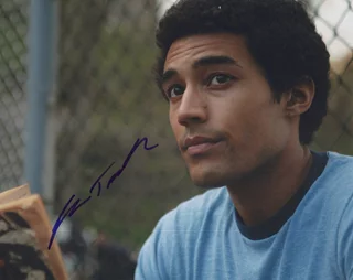 Devon Terrell autograph