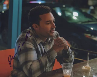 Devon Terrell autograph