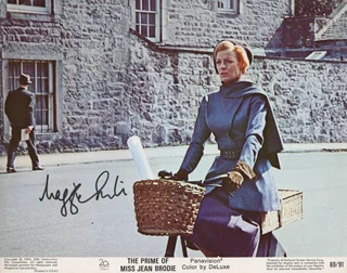 Maggie Smith autograph