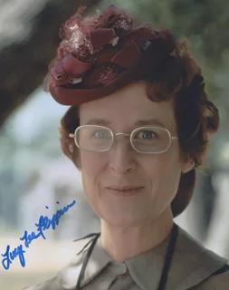 Lucy Lee Flippin autograph
