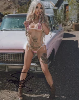 Sophia James autograph