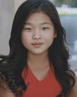 Caitlin Kim autograph