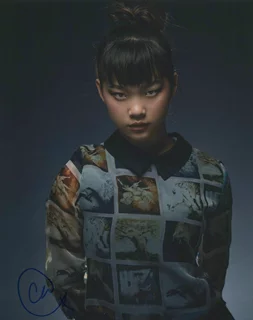 Caitlin Kim autograph