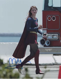 Melissa Benoist autograph
