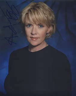 Amanda Tapping autograph
