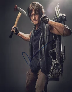 Norman Reedus autograph