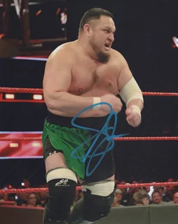 Samoa Joe autograph