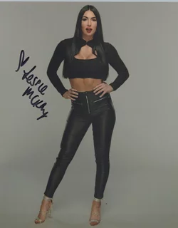 Jessie McKay autograph