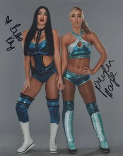 The IIconics autograph