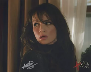 Kristen Cloke autograph