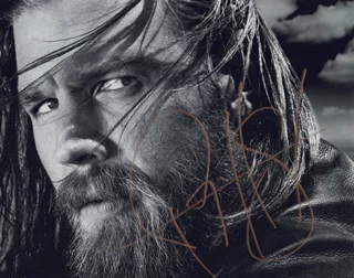 Ryan Hurst autograph