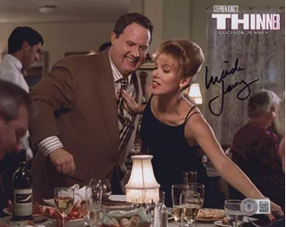 Lucinda Jenney autograph