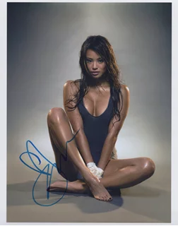 Jamie Chung autograph