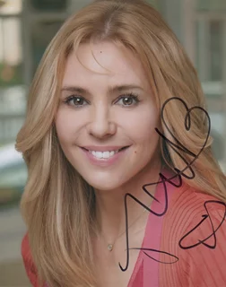 Olivia D'Abo autograph