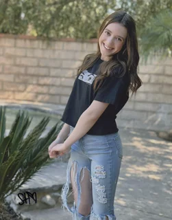 Symonne Harrison autograph