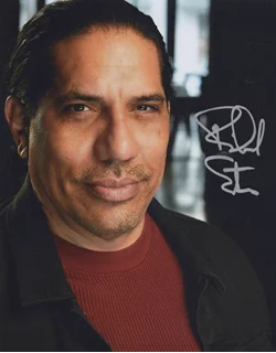Richard Esteras autograph
