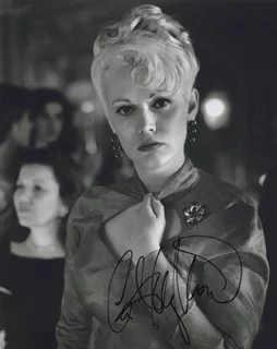 Cathy Moriarty autograph