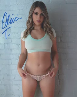 Olivia Taylor autograph