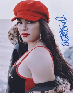 Rachael Ostovich autograph