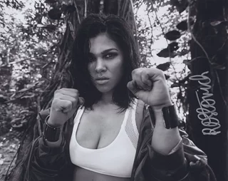 Rachael Ostovich autograph