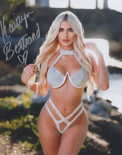 Kaitlyn Bertrand autograph
