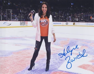 Alyse Zwick autograph