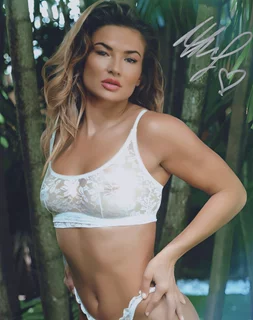 Maryna Moroz autograph